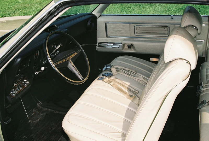 1969 Oldsmobile Toronado - Image 4 of 5