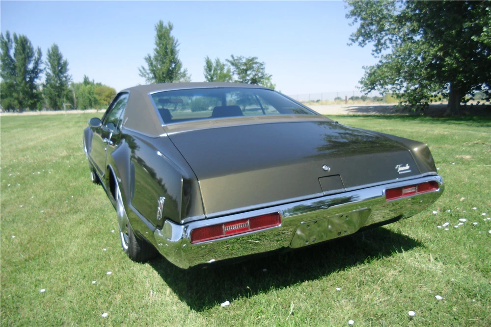 1969 Oldsmobile Toronado - Image 6 of 8