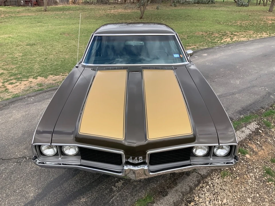 1969 Oldsmobile 442 2nd Gen - Image 9 of 21