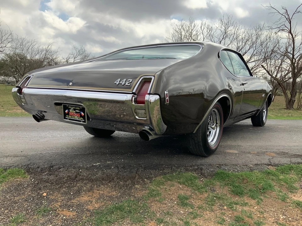 1969 Oldsmobile 442 2nd Gen - Image 6 of 21