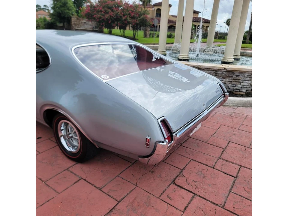1969 Oldsmobile 442 2nd Gen - Image 16 of 31