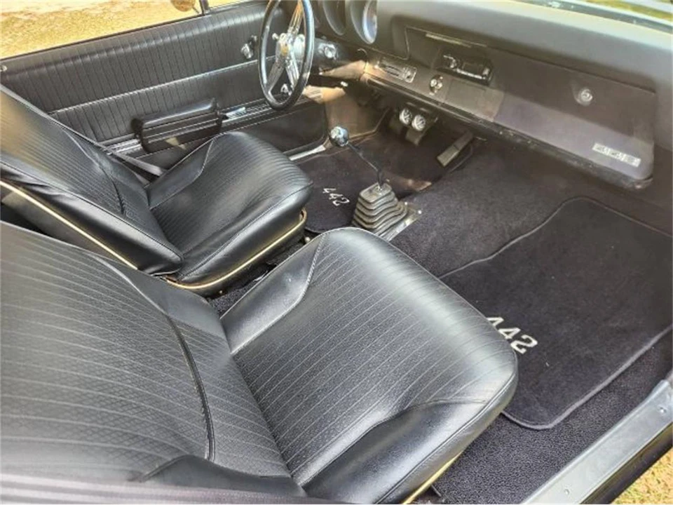 1969 Oldsmobile 442 2nd Gen - Image 14 of 23