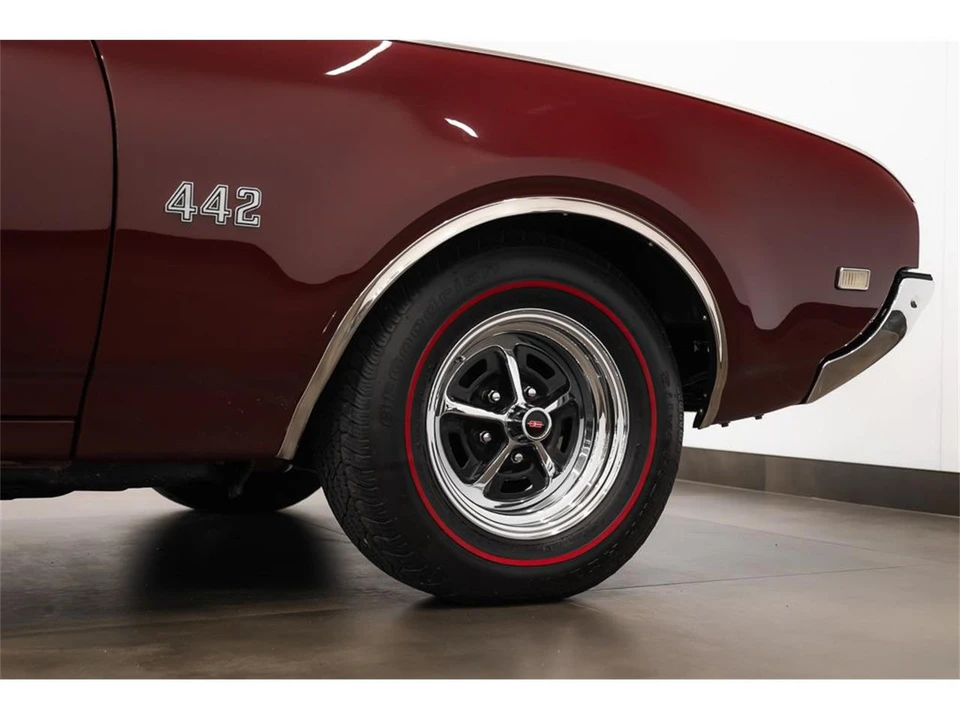 1969 Oldsmobile 442 2nd Gen - Image 8 of 31