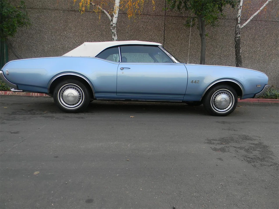 1969 Oldsmobile 442 2nd Gen - Image 8 of 31
