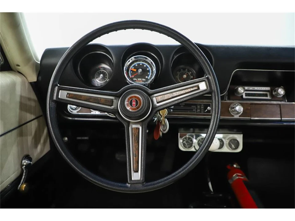 1969 Oldsmobile 442 2nd Gen - Image 17 of 31