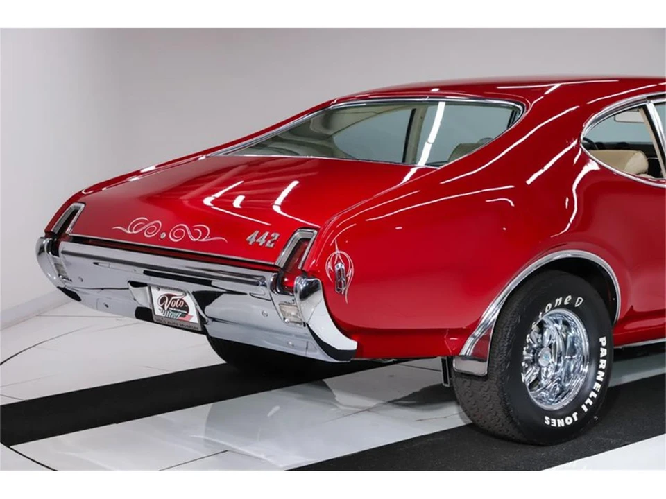 1969 Oldsmobile 442 2nd Gen - Image 19 of 31