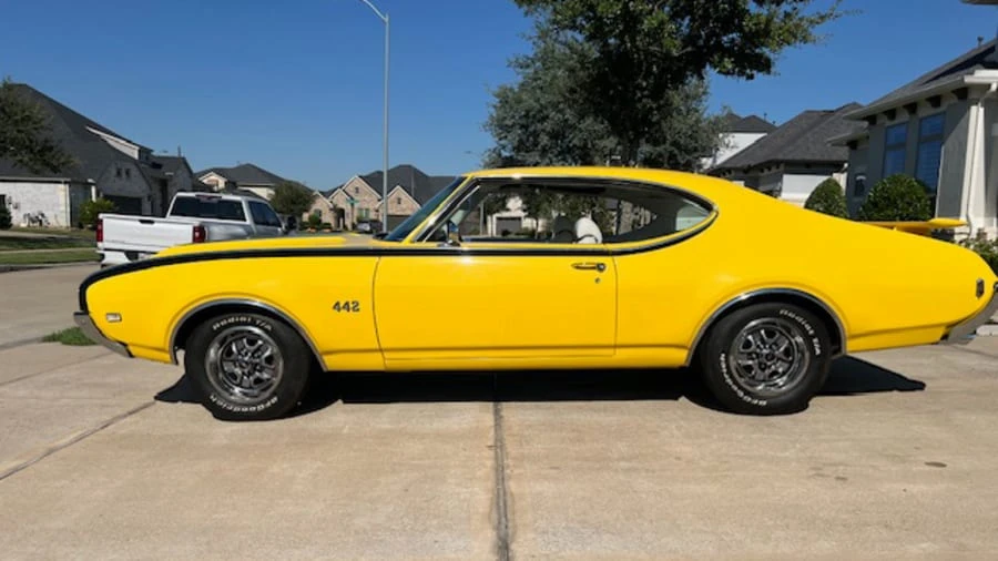 1969 Oldsmobile 442 2nd Gen - Image 2 of 21