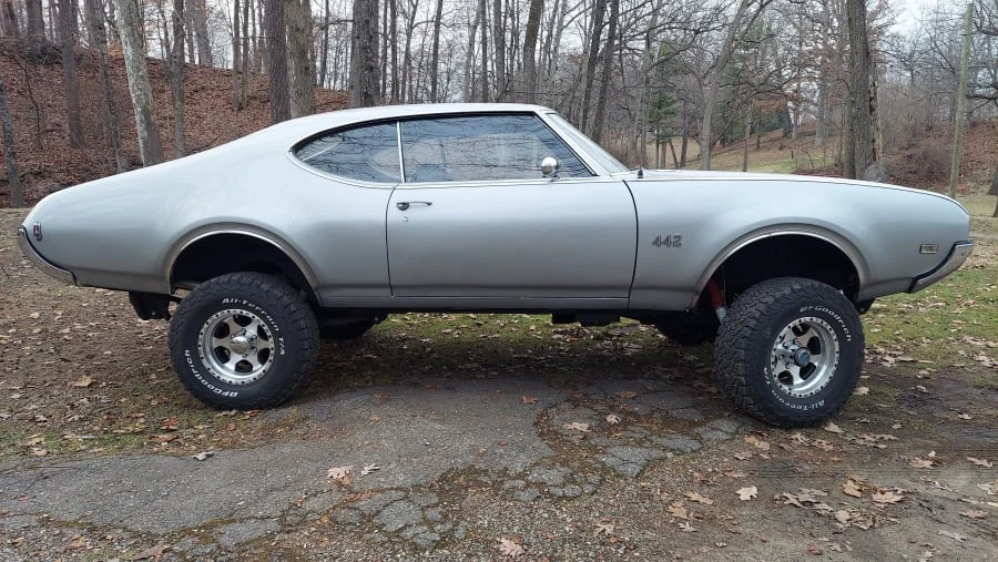 1969 Oldsmobile 442 2nd Gen - Image 13 of 31