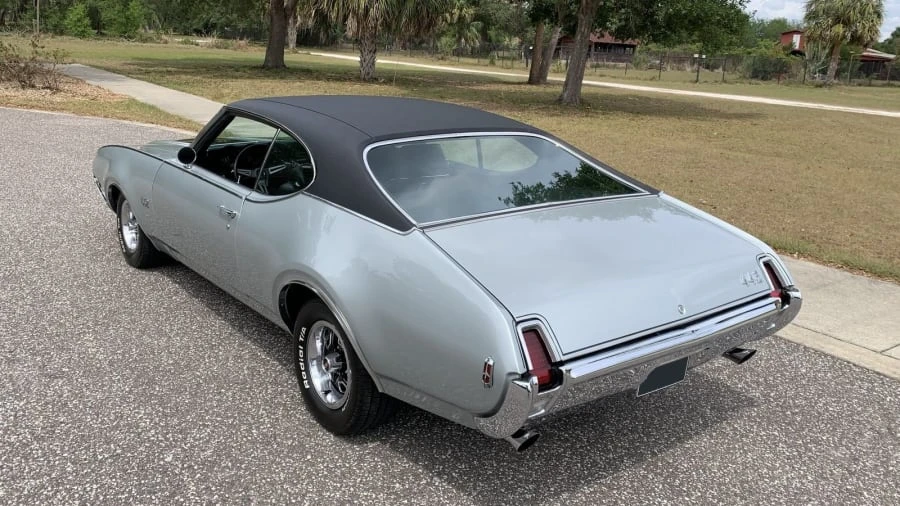 1969 Oldsmobile 442 2nd Gen - Image 6 of 17