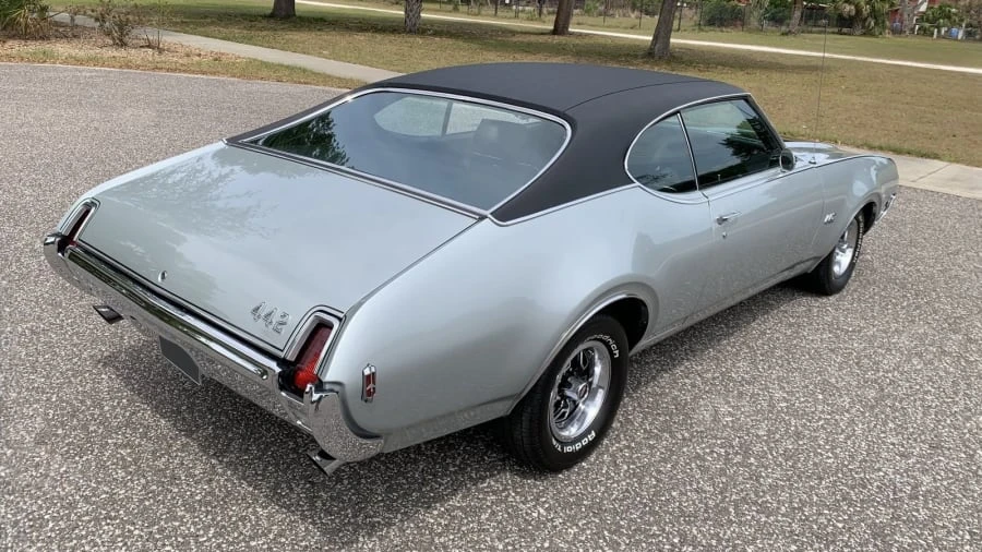 1969 Oldsmobile 442 2nd Gen - Image 3 of 17
