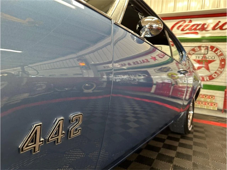 1969 Oldsmobile 442 2nd Gen - Image 13 of 31