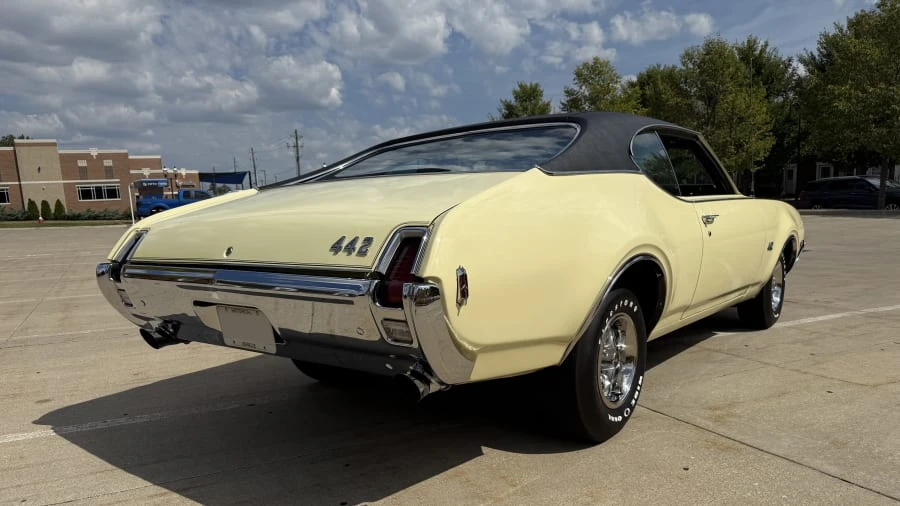 1969 Oldsmobile 442 2nd Gen - Image 2 of 31