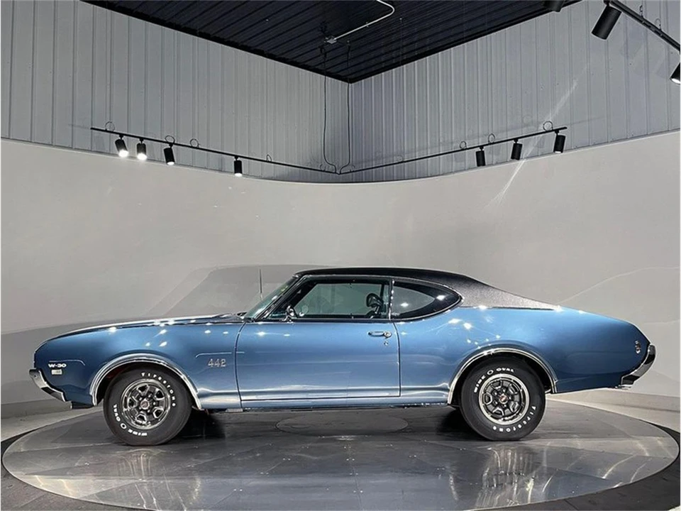 1969 Oldsmobile 442 2nd Gen - Image 11 of 31