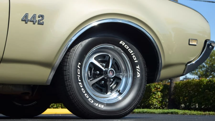 1969 Oldsmobile 442 2nd Gen - Image 11 of 12
