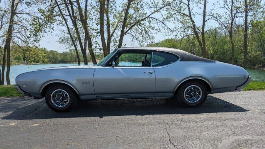 1969 Oldsmobile 442 2nd Gen - Image 2 of 5