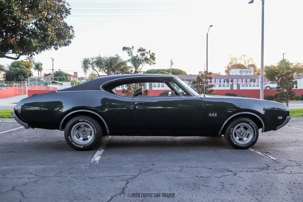 1969 Oldsmobile 442 2nd Gen - Image 9 of 12