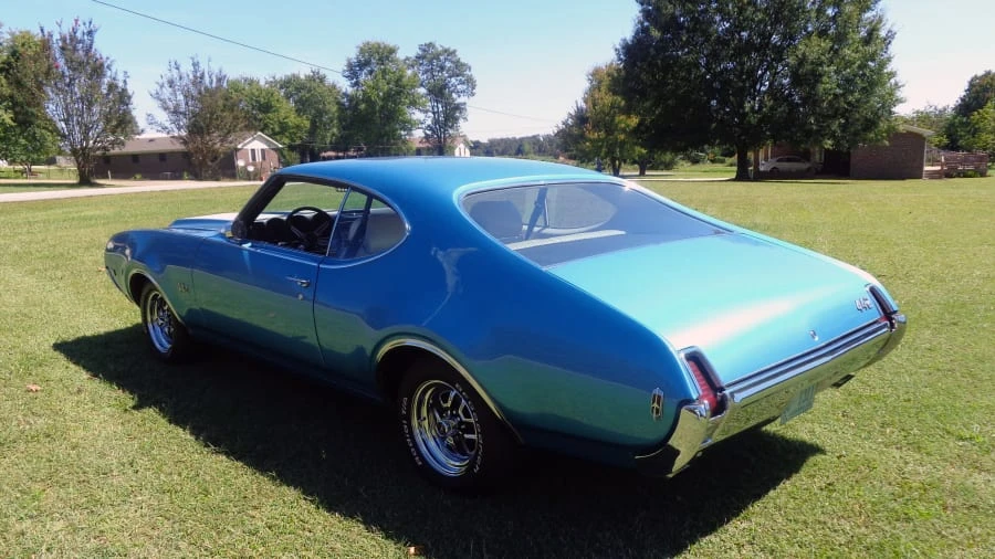 1969 Oldsmobile 442 2nd Gen - Image 2 of 7