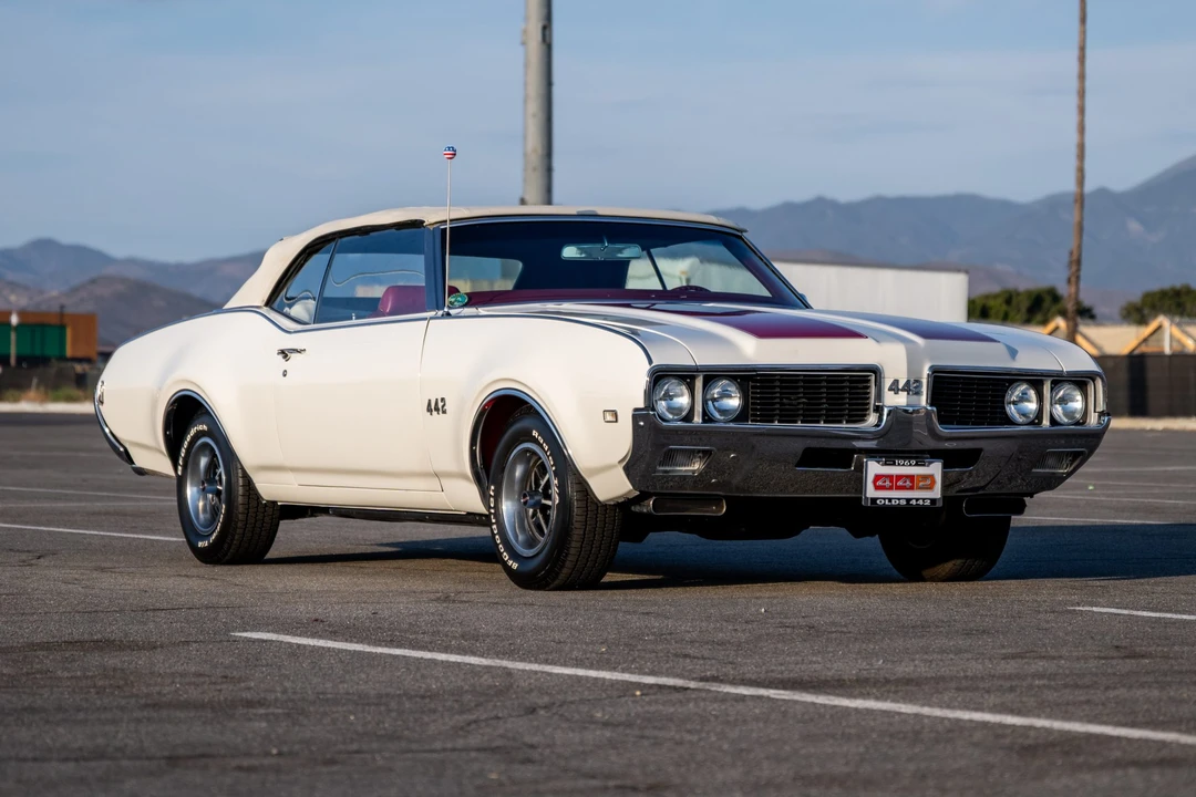 1969 Oldsmobile 442 2nd Gen - Image 17 of 31