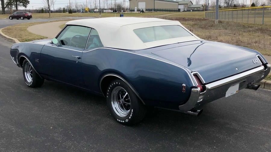 1969 Oldsmobile 442 2nd Gen - Image 2 of 18