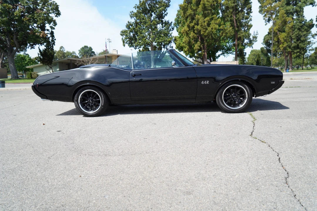 1969 Oldsmobile 442 2nd Gen - Image 15 of 31