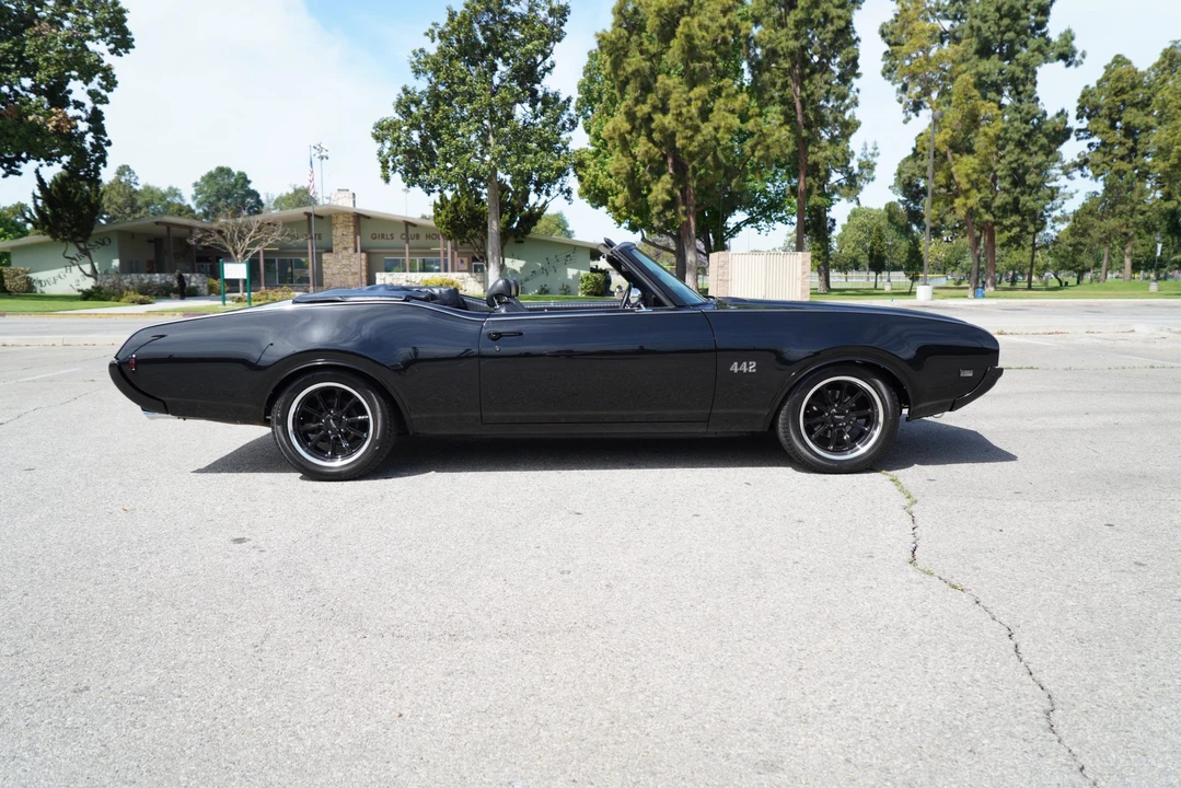 1969 Oldsmobile 442 2nd Gen - Image 16 of 31