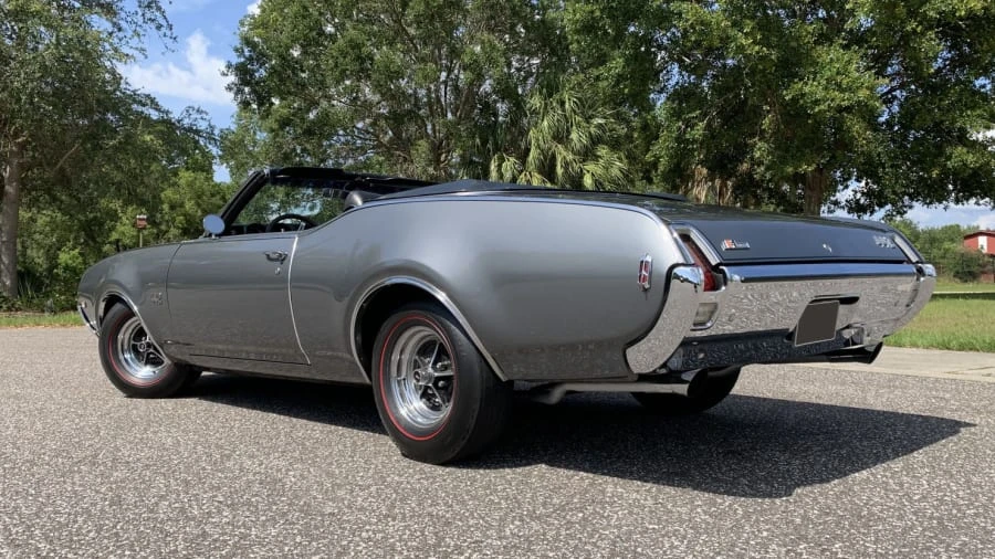 1969 Oldsmobile 442 2nd Gen - Image 11 of 17