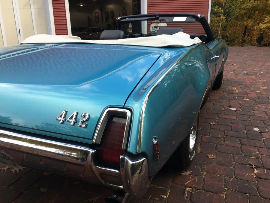 1969 Oldsmobile 442 2nd Gen - Image 9 of 12