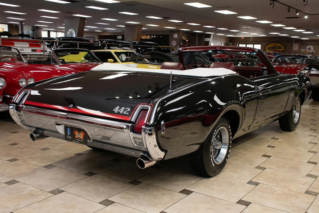 1969 Oldsmobile 442 2nd Gen - Image 10 of 31