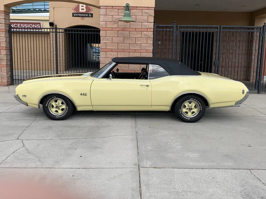 1969 Oldsmobile 442 2nd Gen - Image 2 of 7