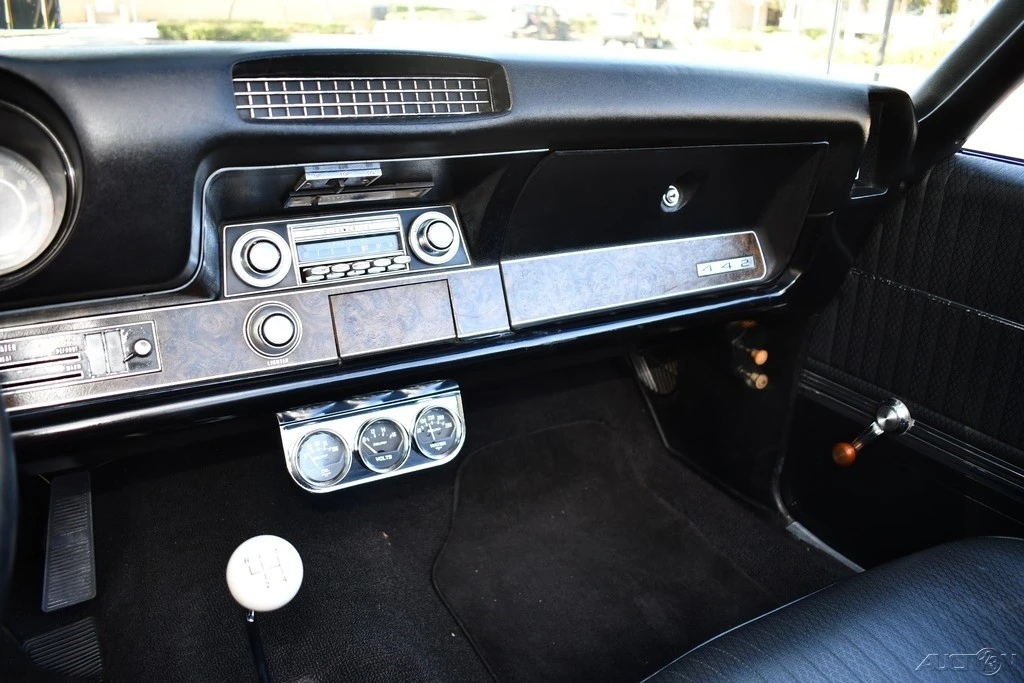 1969 Oldsmobile 442 2nd Gen - Image 19 of 21