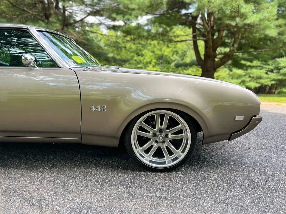 1969 Oldsmobile 442 2nd Gen - Image 11 of 12