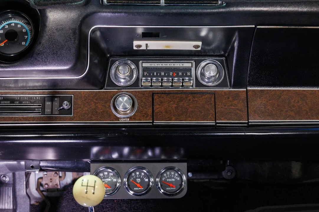 1969 Oldsmobile 442 2nd Gen - Image 25 of 31