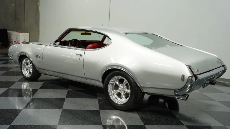 1969 Oldsmobile 442 2nd Gen - Image 6 of 13