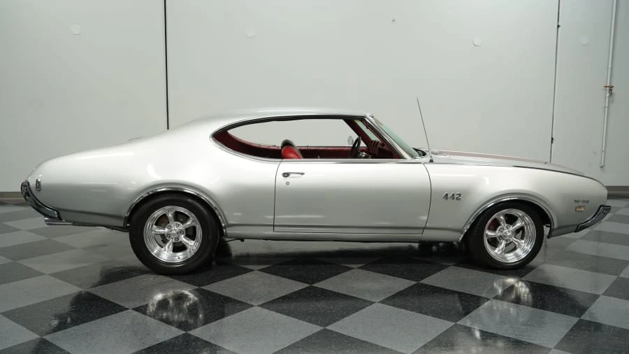 1969 Oldsmobile 442 2nd Gen - Image 5 of 13