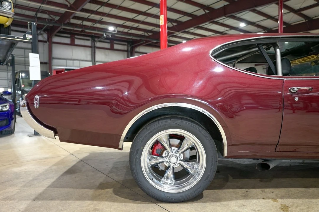 1969 Oldsmobile 442 2nd Gen - Image 9 of 12