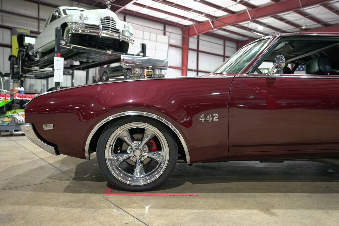 1969 Oldsmobile 442 2nd Gen - Image 3 of 12