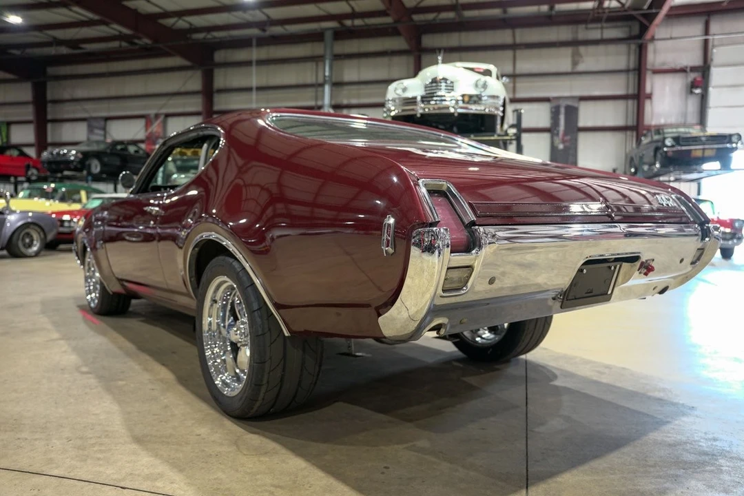1969 Oldsmobile 442 2nd Gen - Image 6 of 12