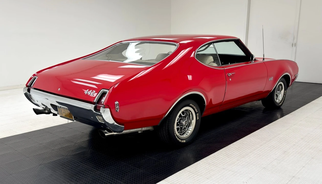 1969 Oldsmobile 442 2nd Gen - Image 5 of 12