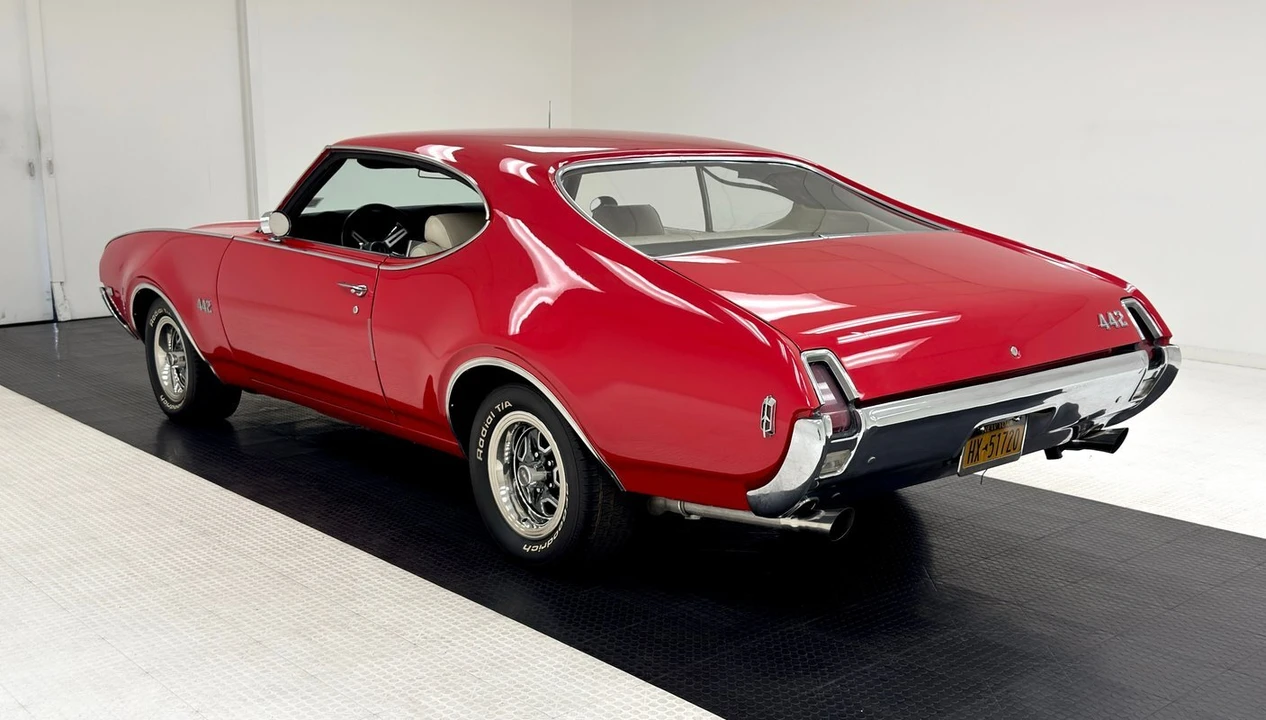 1969 Oldsmobile 442 2nd Gen - Image 3 of 12