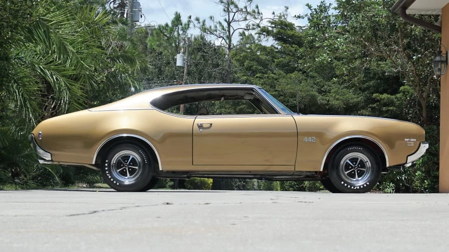 1969 Oldsmobile 442 W-30 2nd Gen - Image 10 of 11