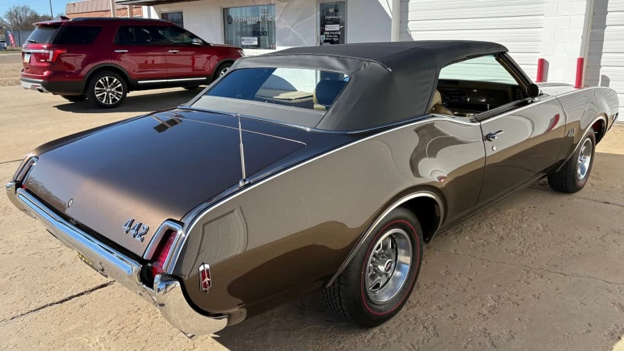 1969 Oldsmobile 442 W-30 2nd Gen - Image 20 of 31