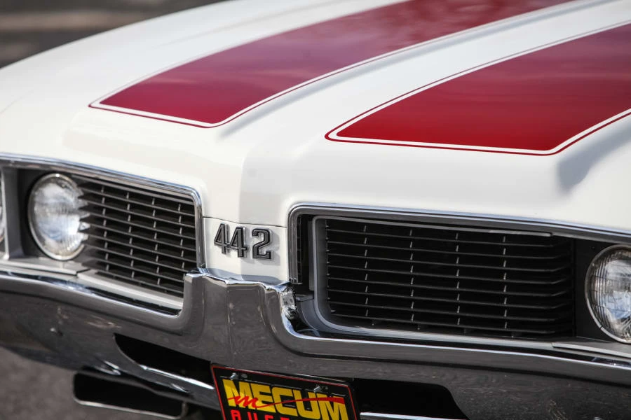 1969 Oldsmobile 442 2nd Gen - Image 9 of 12