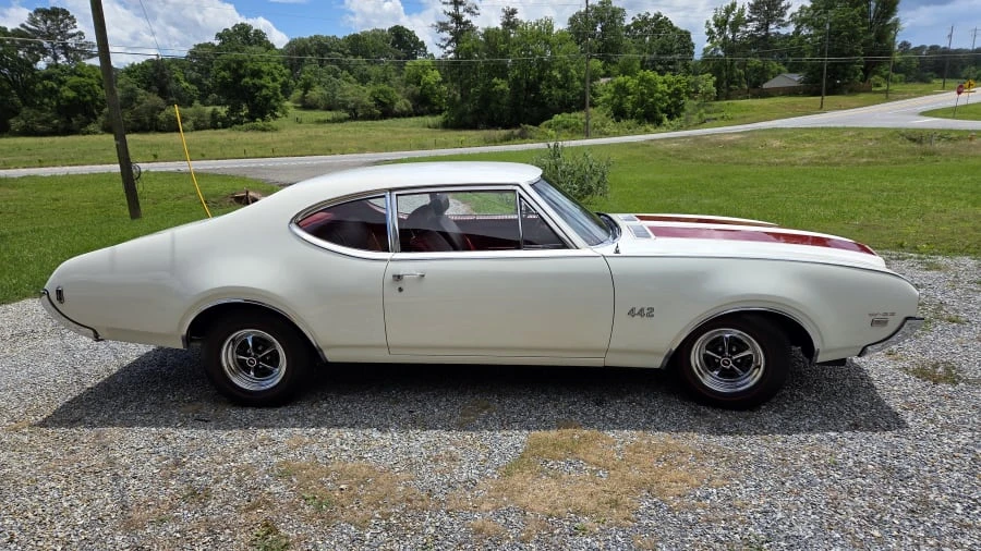 1969 Oldsmobile 442 2nd Gen - Image 2 of 29