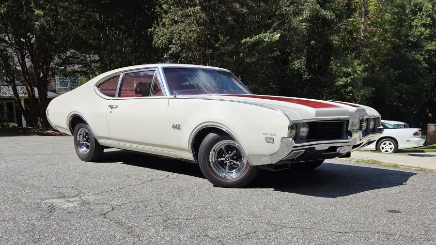 1969 Oldsmobile 442 2nd Gen - Image 11 of 31