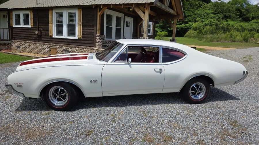 1969 Oldsmobile 442 2nd Gen - Image 7 of 29