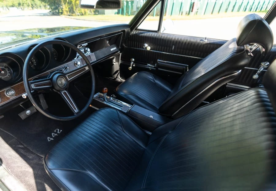 1969 Oldsmobile 442 2nd Gen - Image 15 of 21
