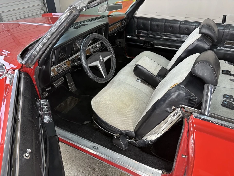 1969 Oldsmobile 98 - Image 14 of 17