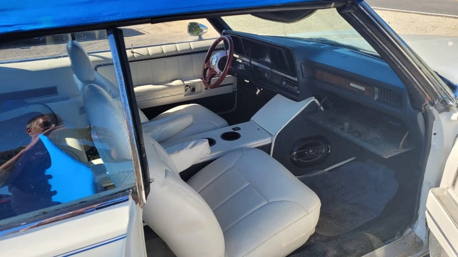 1969 Oldsmobile 98 - Image 4 of 10