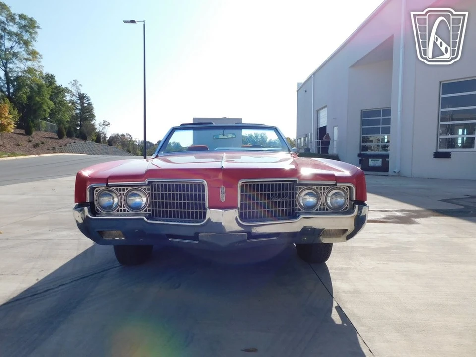1969 Oldsmobile 98 - Image 5 of 12