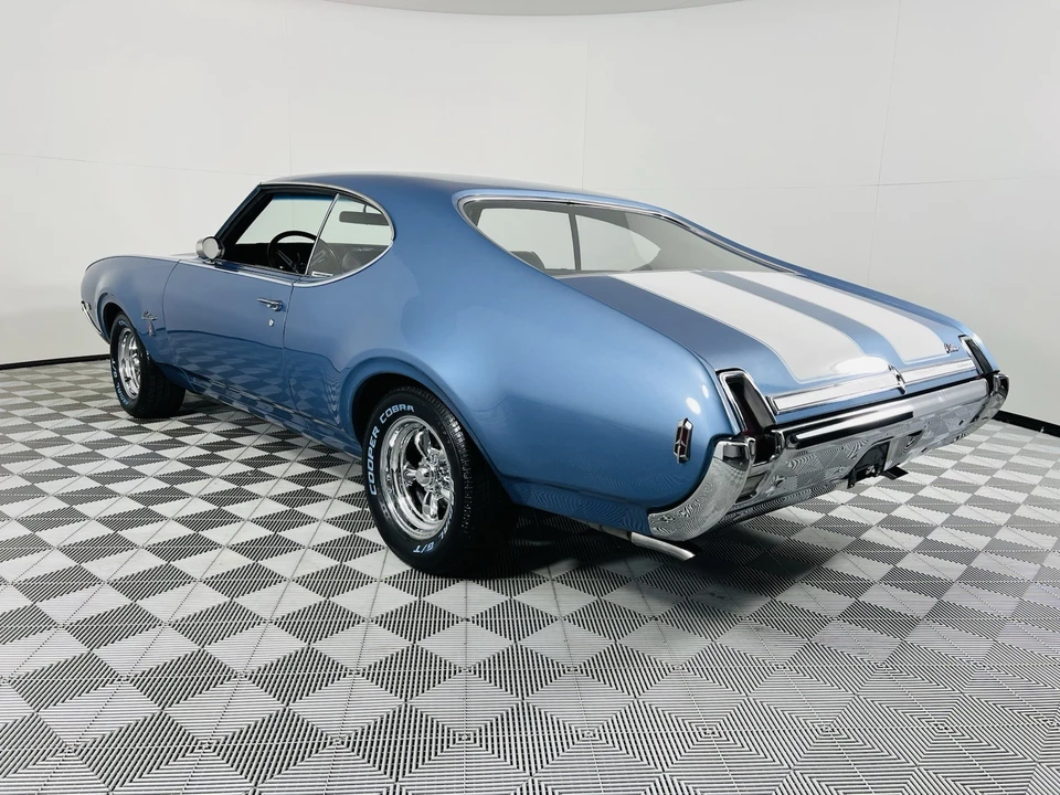 1969 Oldsmobile Cutlass 3rd Gen - Image 7 of 21